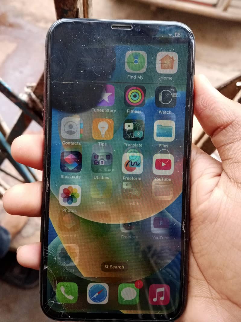Apple iPhone X 6
