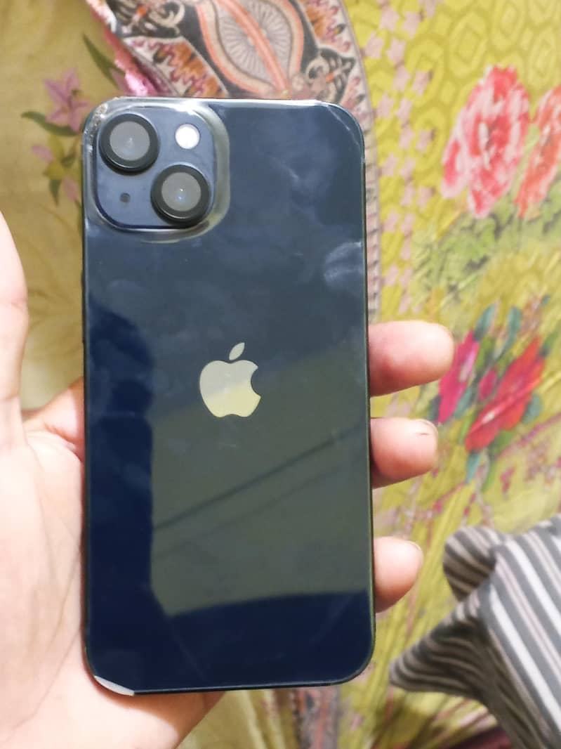 Apple iPhone 13 2
