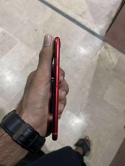 Apple iPhone SE