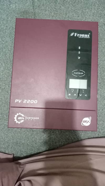 fronus pv 2200 single battery 1600 waat hybrid invter