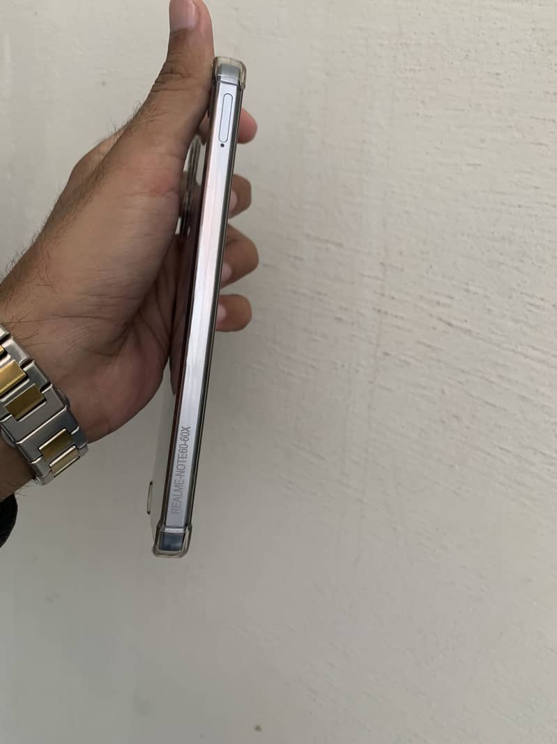 Realme Note 60 5