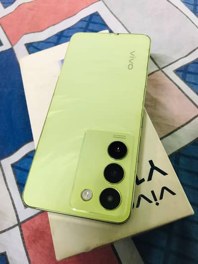 Vivo Y100