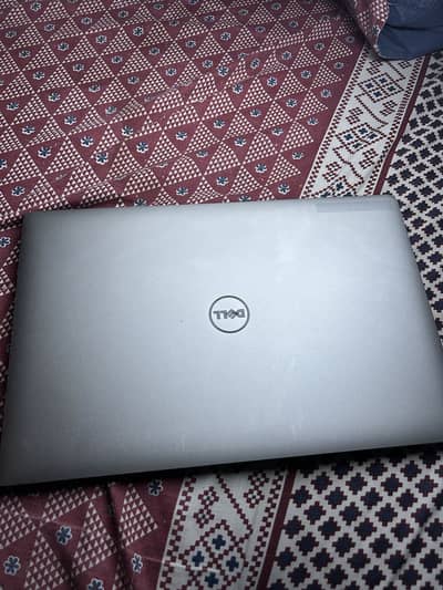 Dell Precision 5520