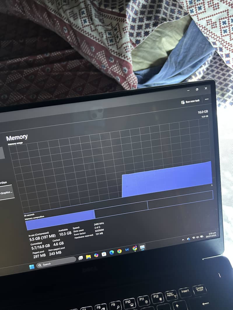 Dell Precision 5520 10