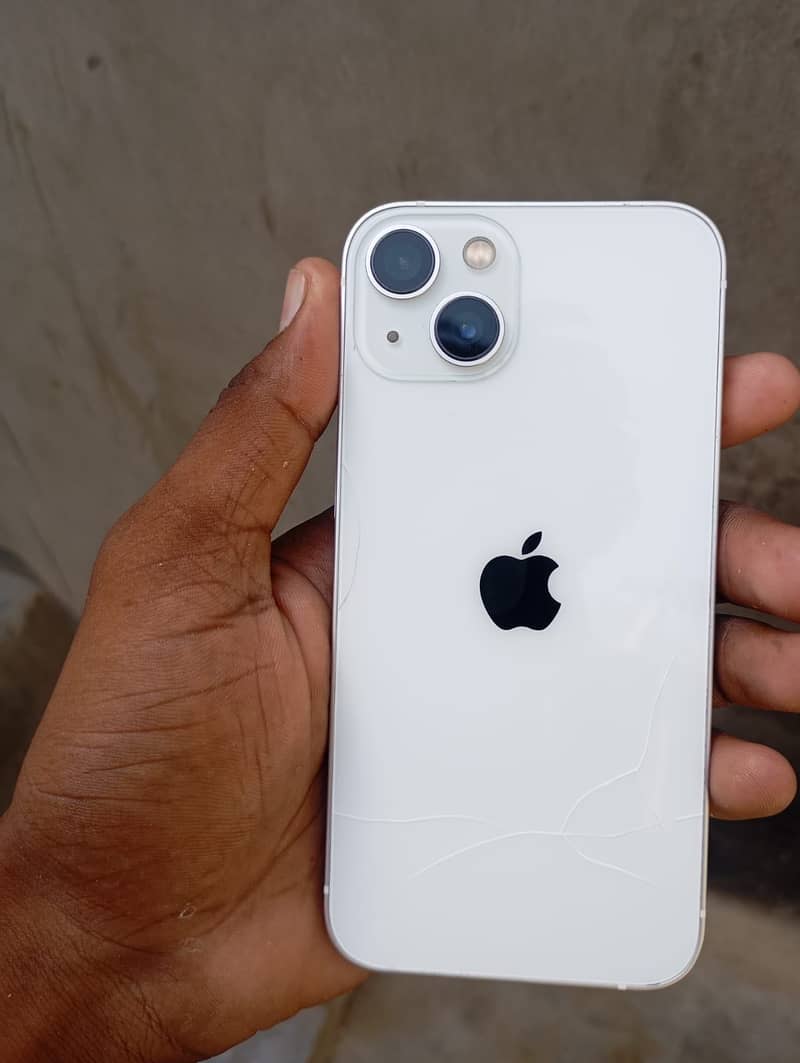 Apple iPhone 13 1