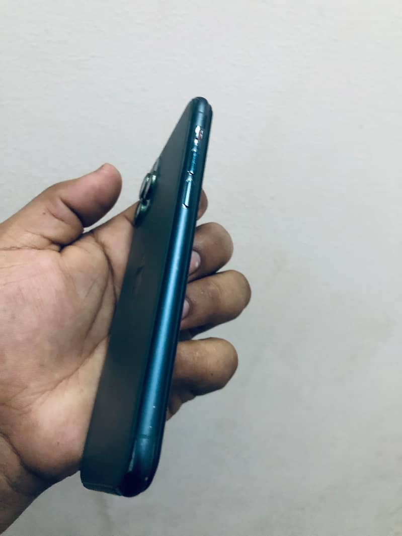 Apple iPhone 11 Pro 1