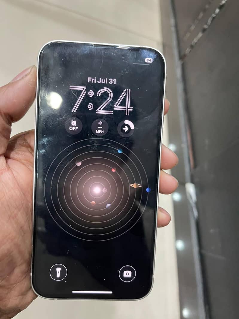 Apple iPhone 13 2