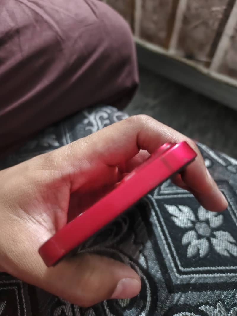 Apple iPhone 14 5