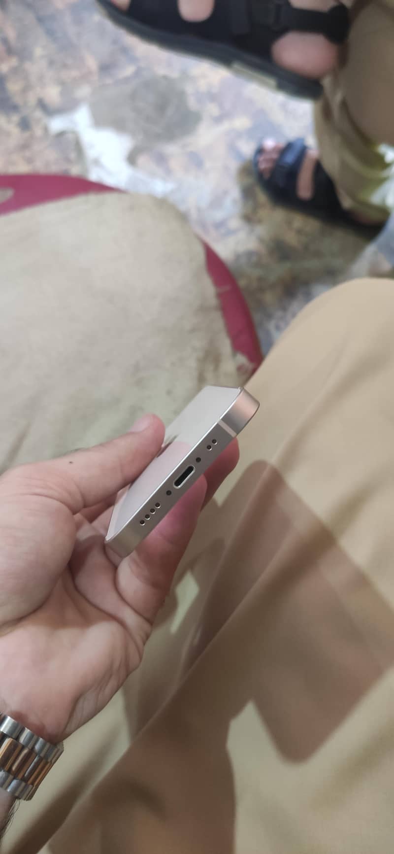 Apple iPhone 13 mini 0