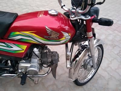 HONDA CD70 2022/2023 army person use