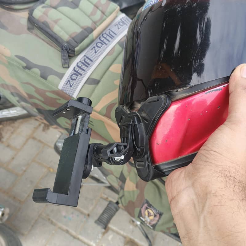 mobile holder for helmets 0