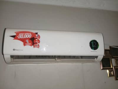 Dawlance 1.2 Tons Air Conditioner Chilled Cooling
