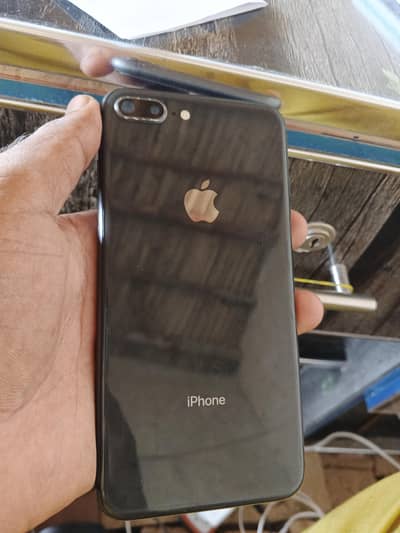 Apple iPhone 8 Plus