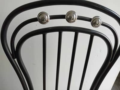 Rod iron chair