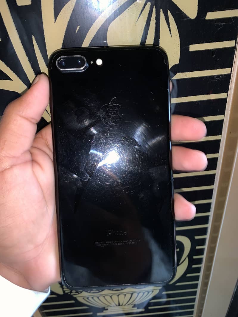 Apple iPhone 7 Plus 3