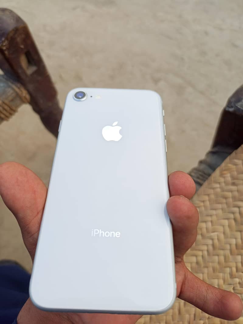 Apple iPhone 8 2