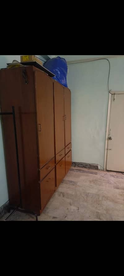 Wooden almari 3 door
