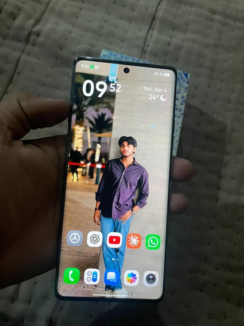 Tecno CAMON 40 Pro 3