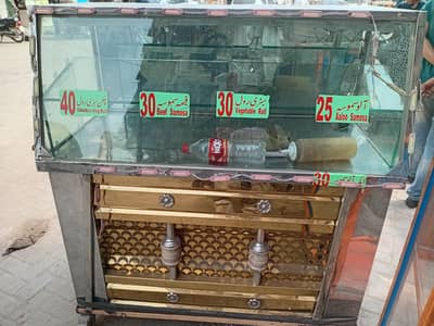 sheermaal & samosas counter