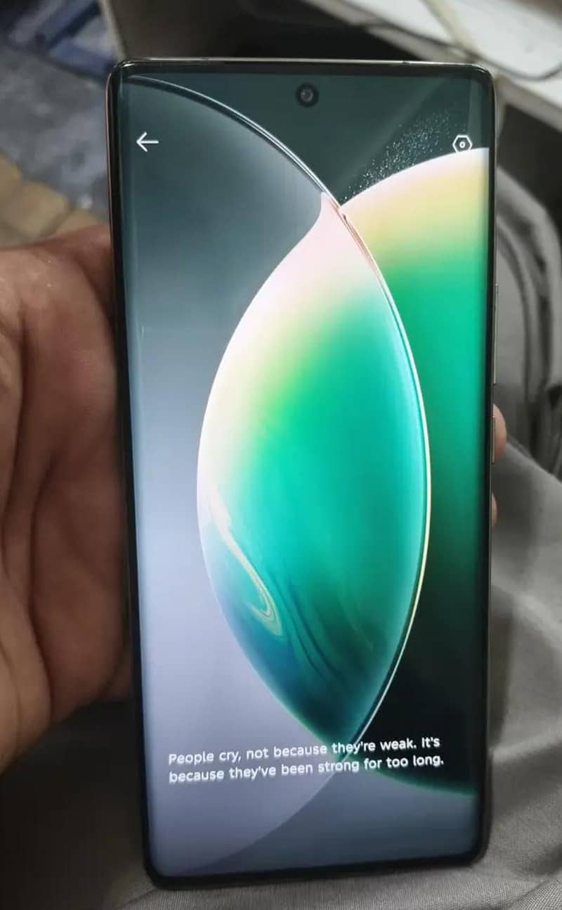 Tecno CAMON 30S 1