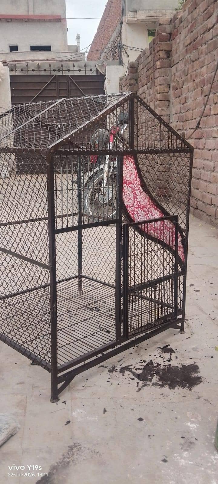 cage for birds nd hen 2