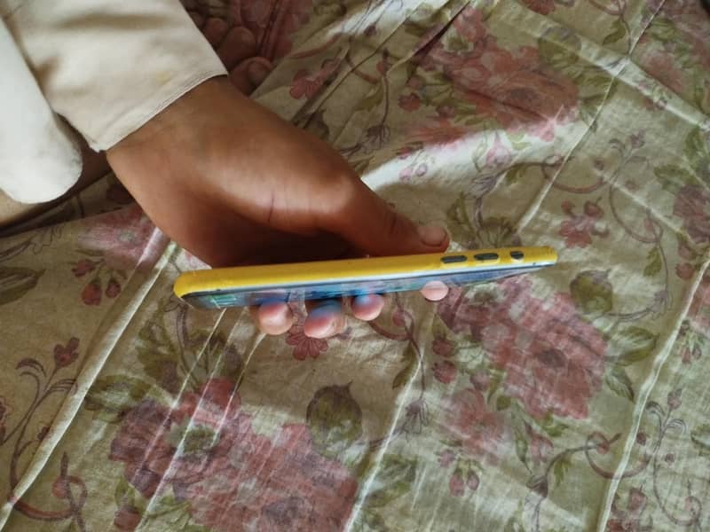 iPhone 11 0