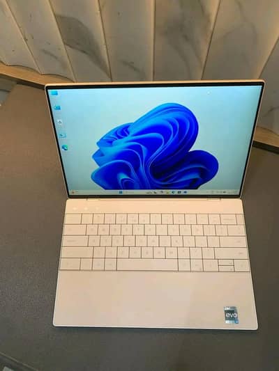 Dell XPS 13 Plus 9320 - Touchscreen