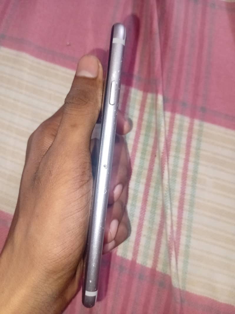 Apple iPhone 6 3