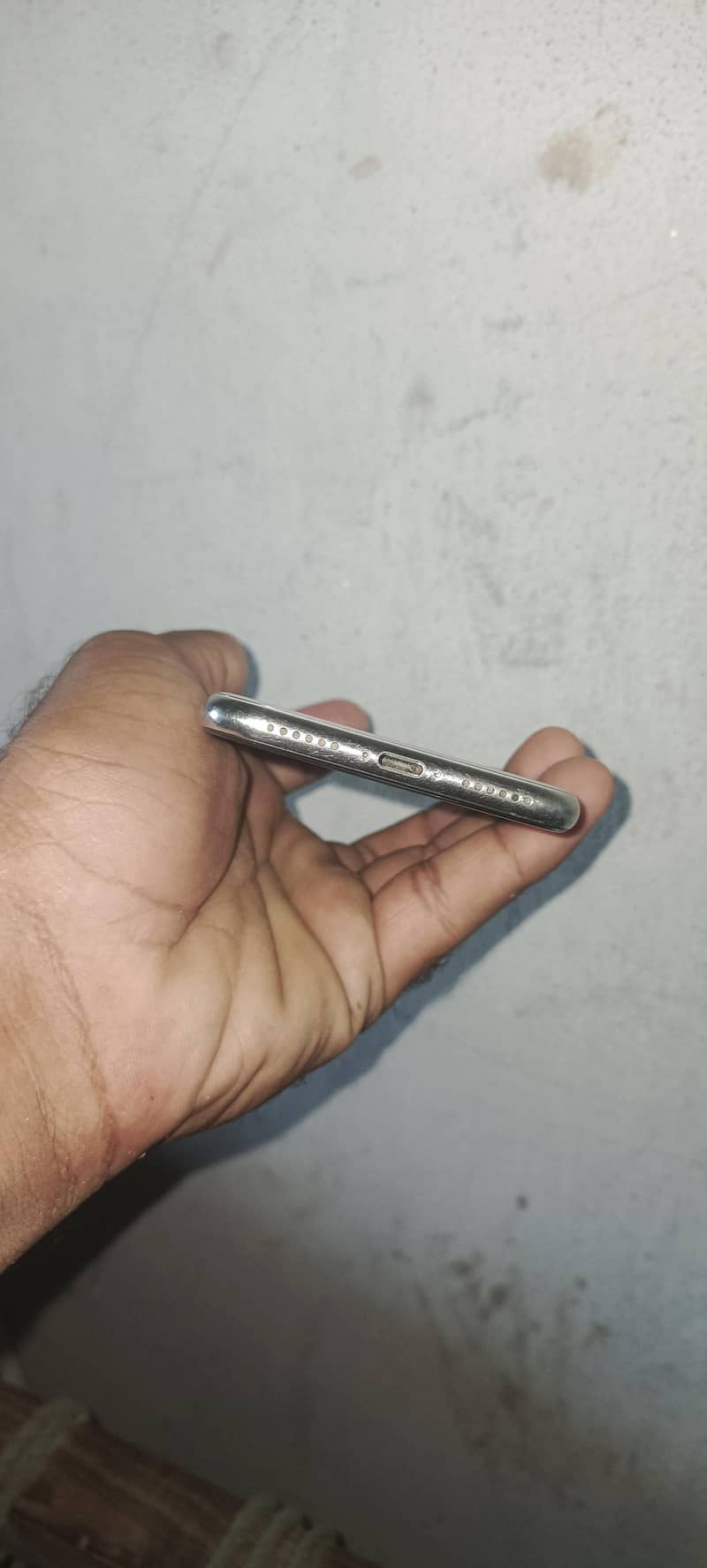 Apple iPhone X 4