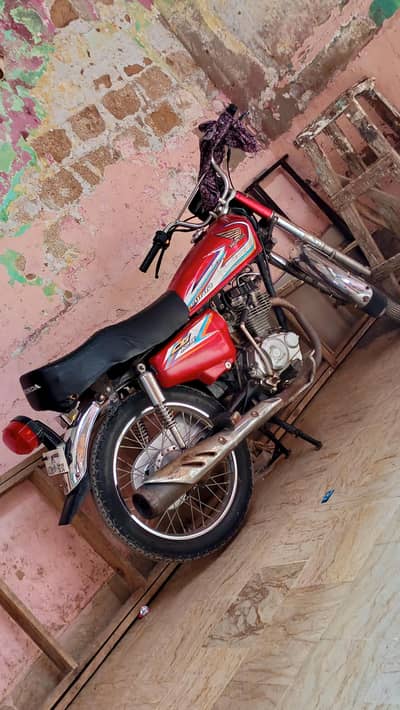 HONDA CG125