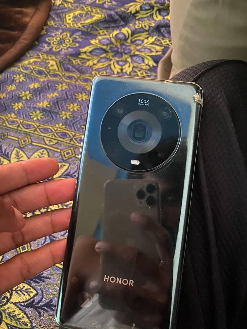 Honor Magic 4 Pro 0