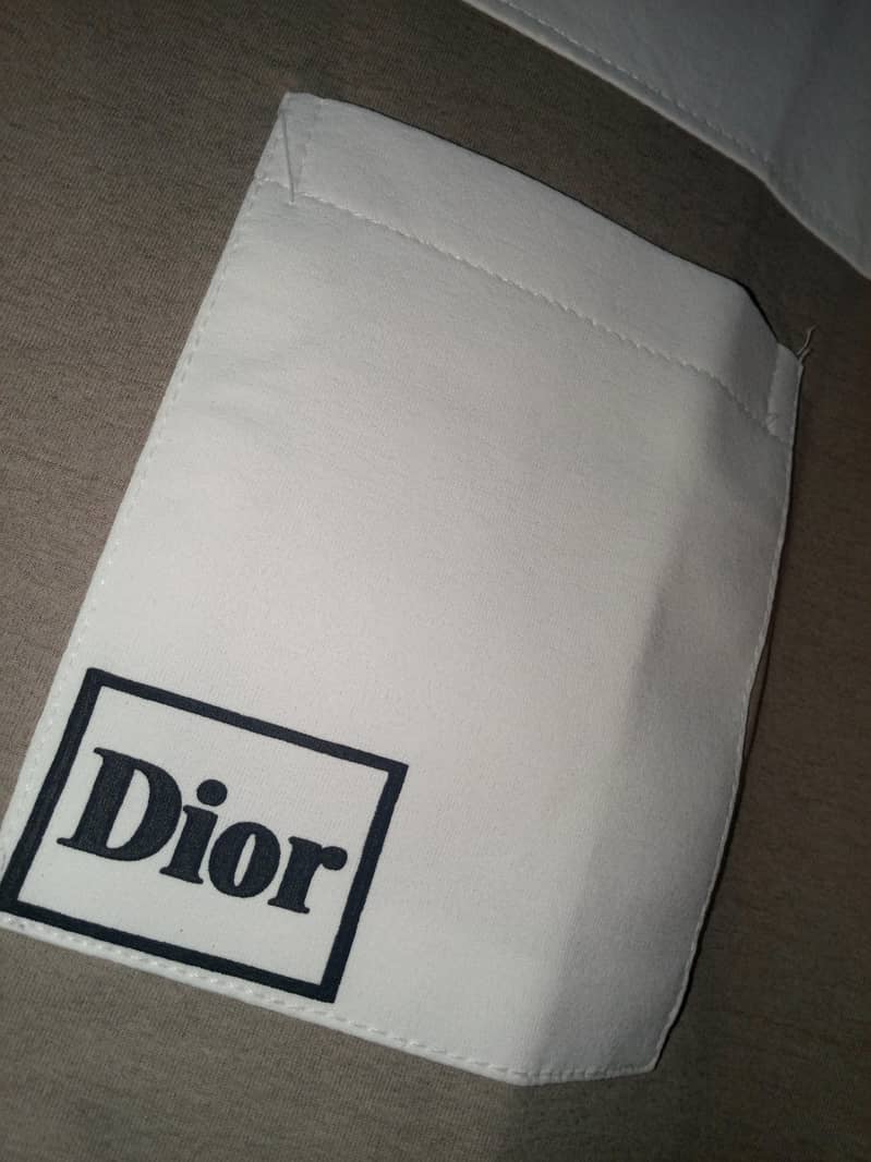 Dior  Medium size 2