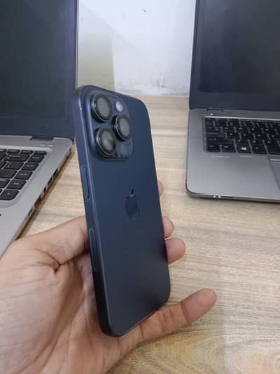 Apple iPhone 15 Pro