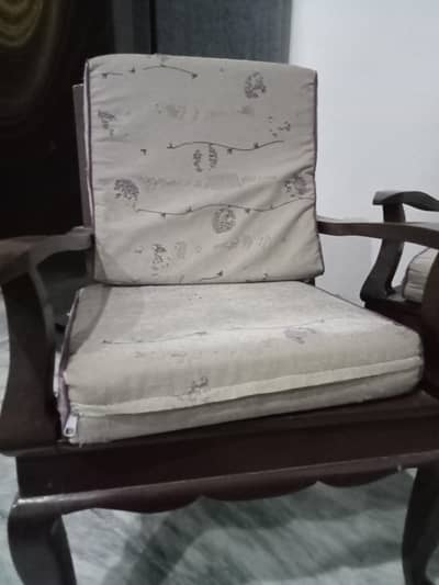 4 Sheesham Wood Chairs for Sale with sitting cushions