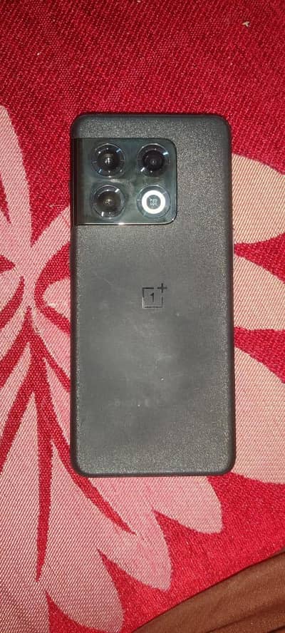 One Plus 10 Pro
