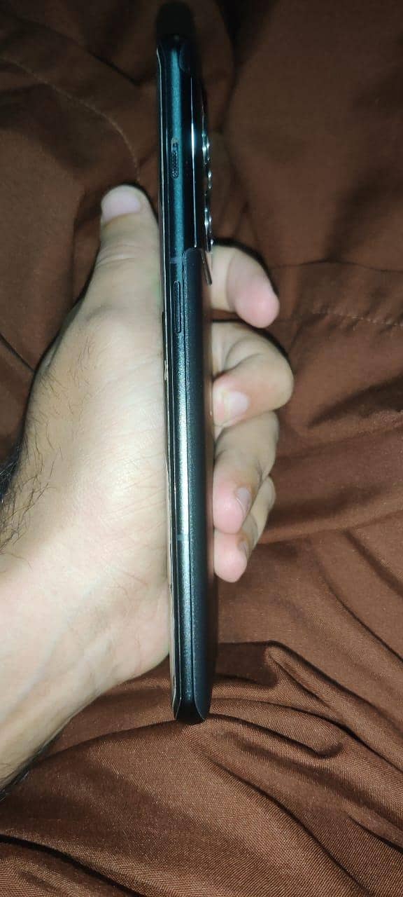 One Plus 10 Pro 3