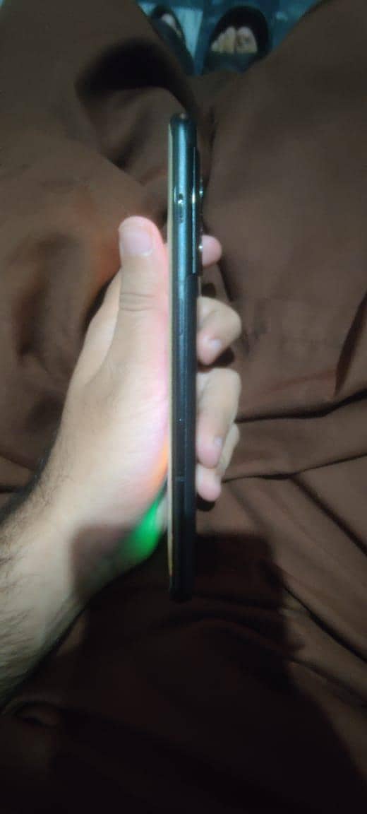 One Plus 10 Pro 4
