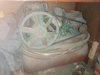 Air compressor Tnaky
