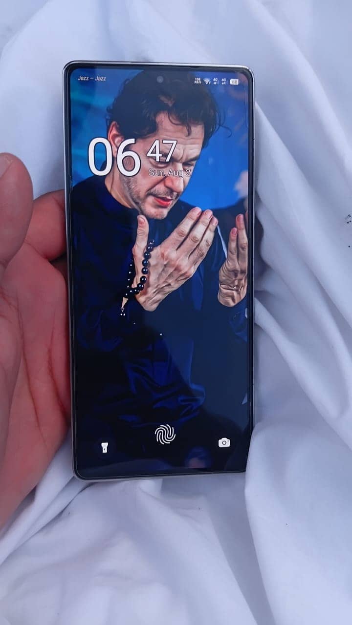 Infinix Note 40 5