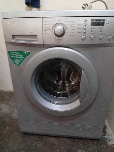 LG 8 Kg Automatic Front Load Washing Machine