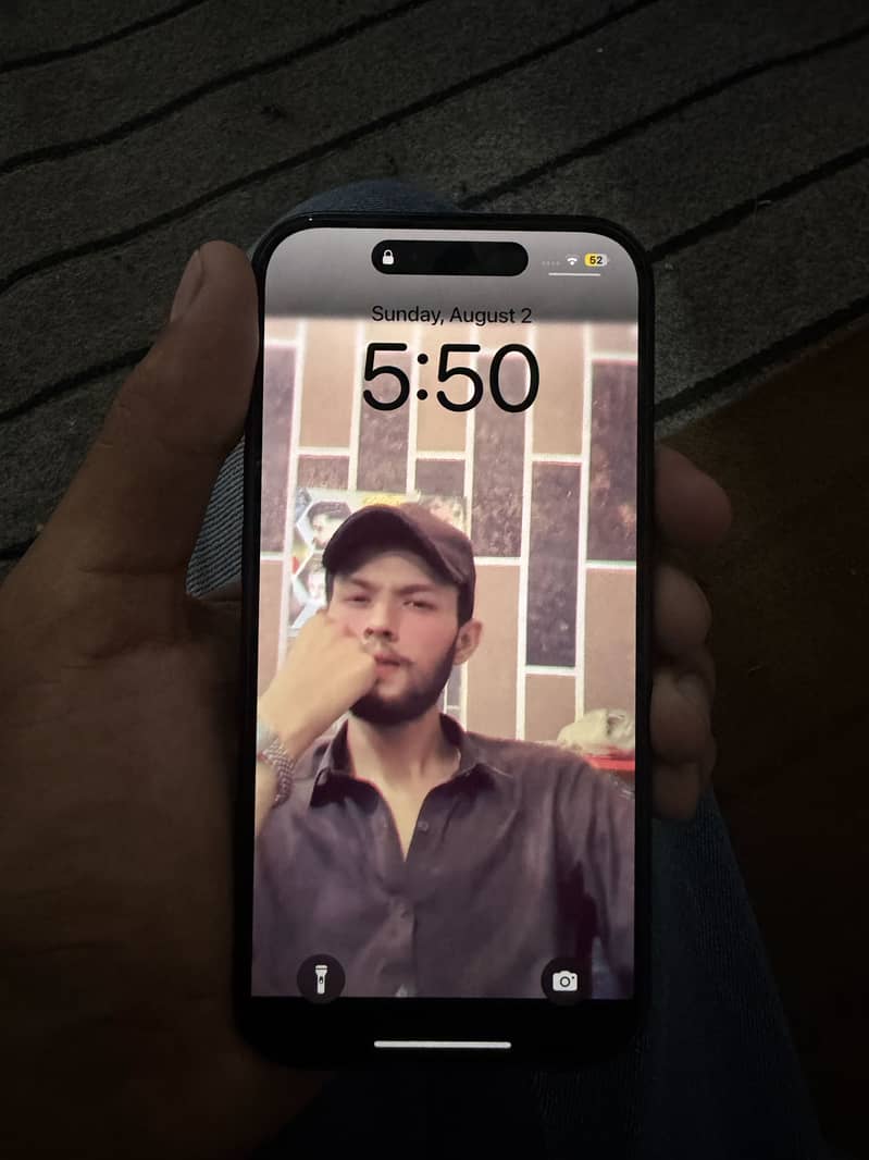 Apple iPhone 15 4