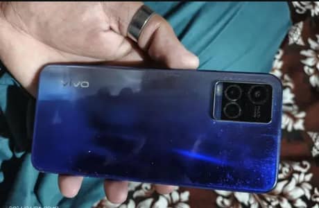 Vivo Y21