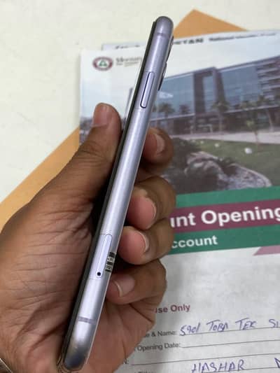 Apple iPhone 11