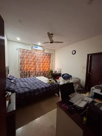 Upper Portion In DHA Phase 7 For rent