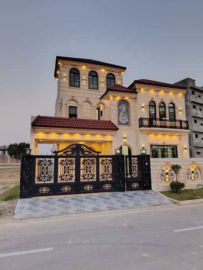 10 Marla Brand New House Spanished House For Sale In New Metro City (Sarai Alamgir)