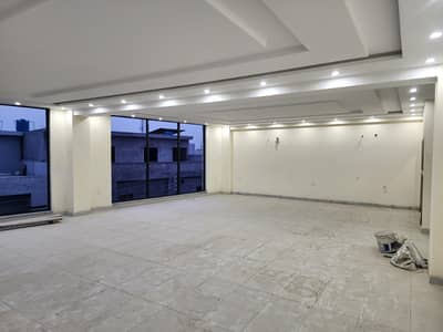 Vip office space for rent in gulbarg