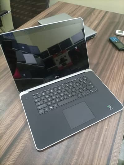 DELL XPS 15.9530 Core i7-4712HQ 8GB Ram 256GB SSD 3K Touch Screen 2GB