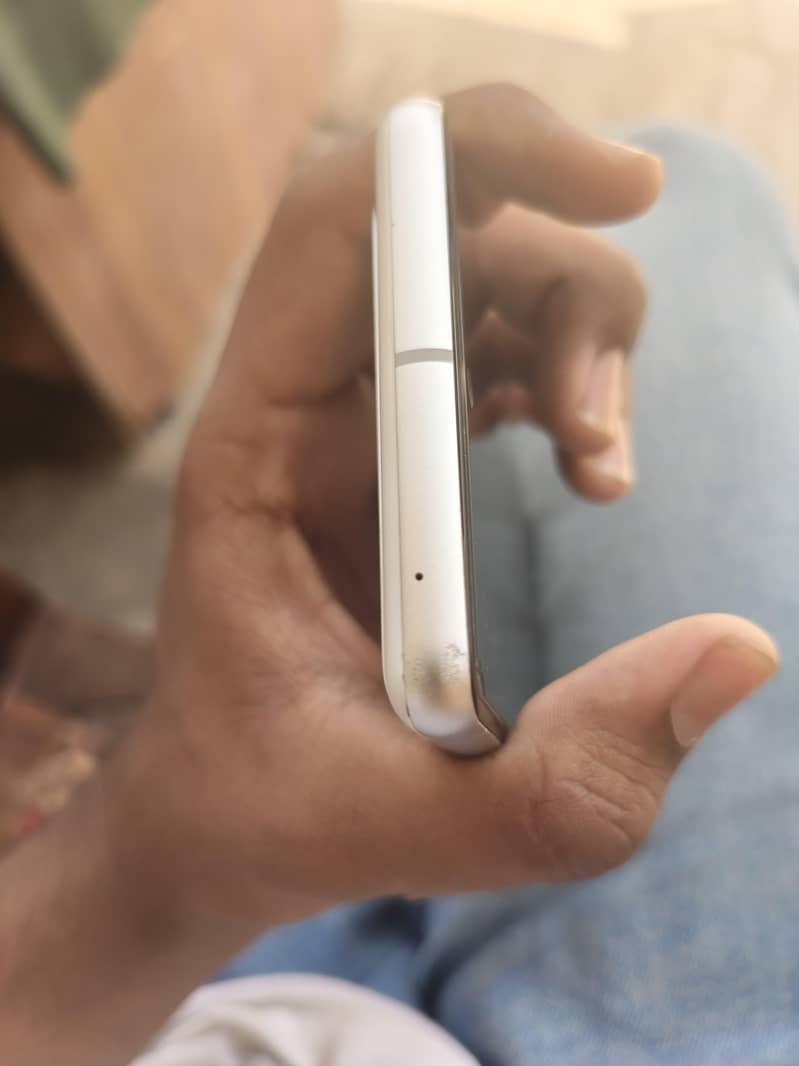 Google Pixel 7 3
