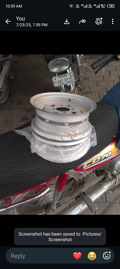 bilkul new rikshy k rim Hain