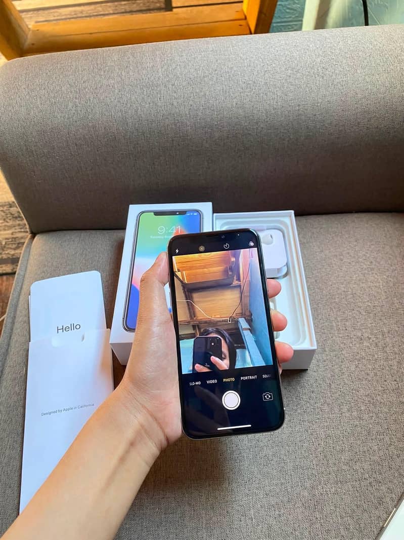 Apple iPhone X 3